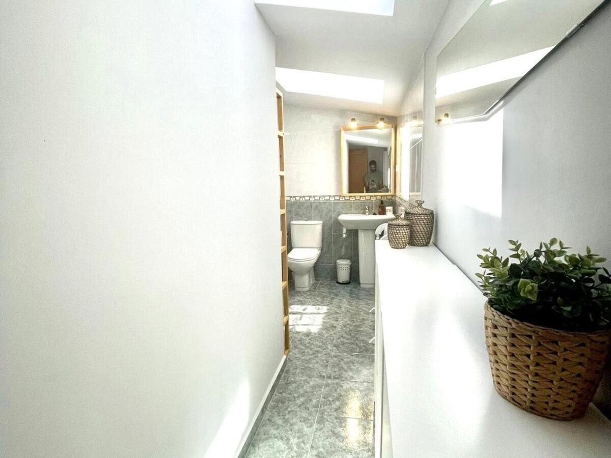 Calu Homes Duplex Cerca Playa De Huelin Málaga Extérieur photo